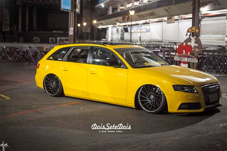 Audi A4 Avant 2.0T 180HP com rodas vossen aro 20