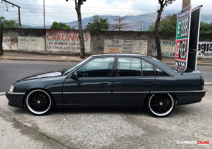 Omega rebaixado com rodas 20