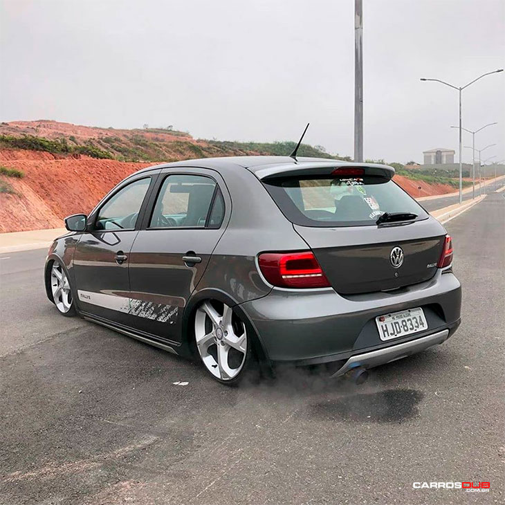 Gol G5 Rallye rebaixado com rodas aro 18