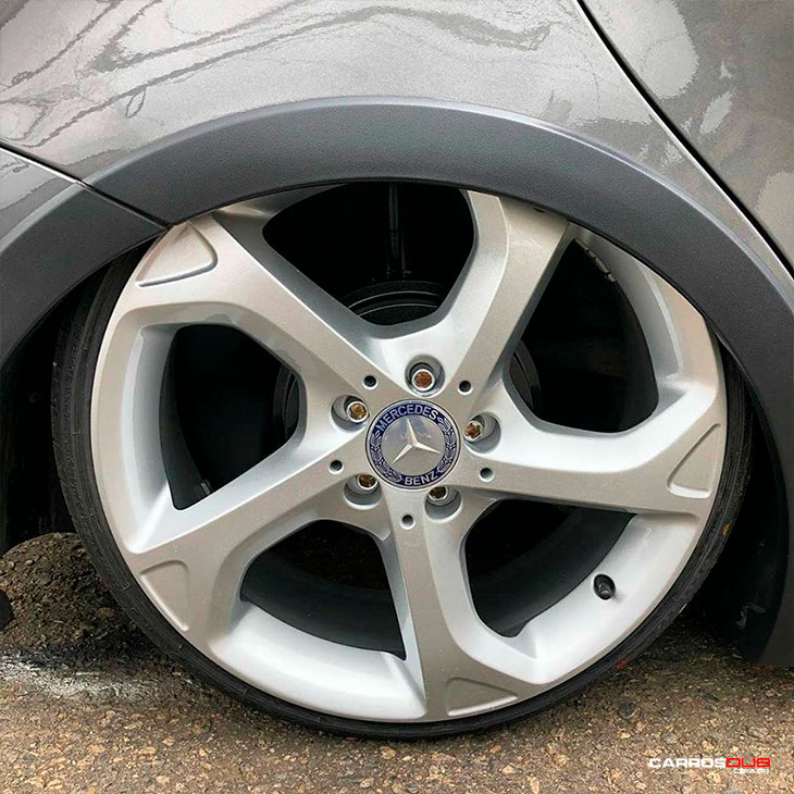 Gol G5 Rallye rebaixado com rodas aro 18