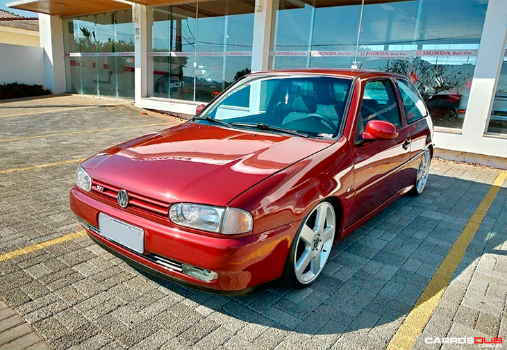 VW Gol TSi rebaixado com rodas aro 18