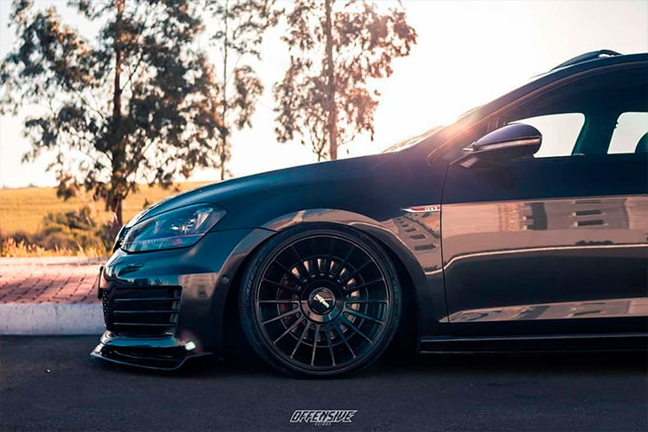 Golf GTI MK7 com rodas rotiform 19