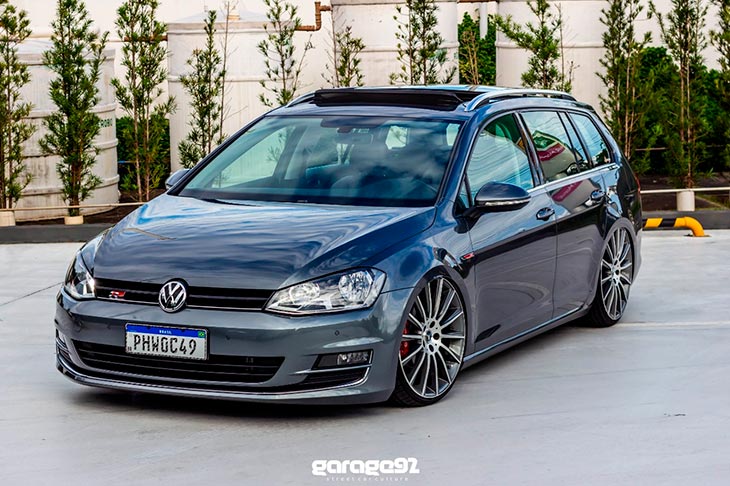 Golf Variant MK7 rebaixado com rodas aro 20