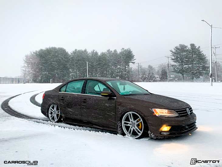 Jetta MK6 rebaixado com rodas Audi aro 19