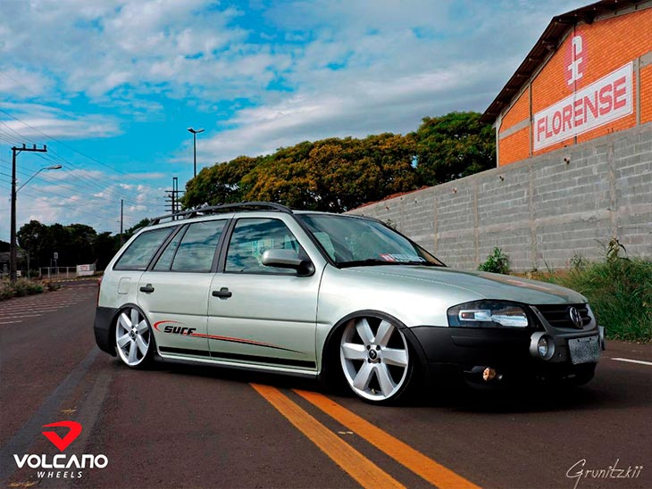 VW Tiguan TSI com rodas Volcano New Strong aro 20