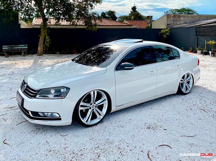 Passat TSI 2.0T rebaixado com rodas aro 20