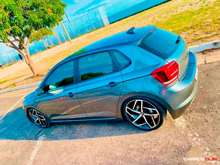 VW Polo 200TSi com rodas Volcano Mark 8 aro 18