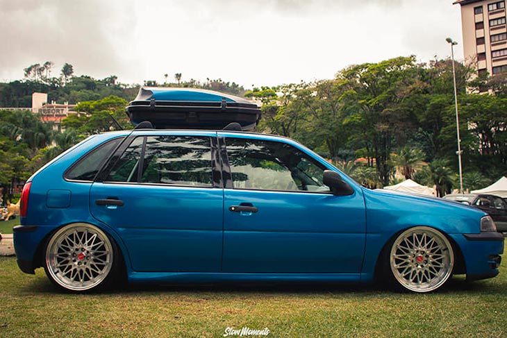 VW Gol G3 Stance com rodas aro 18