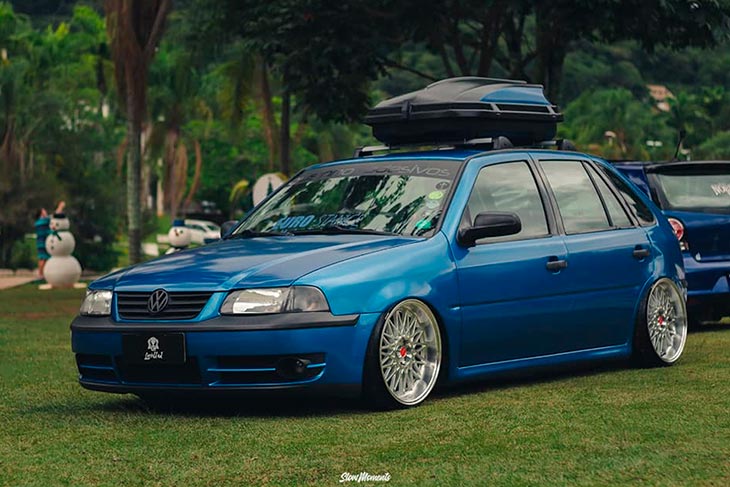 VW Gol G3 Stance com rodas aro 18