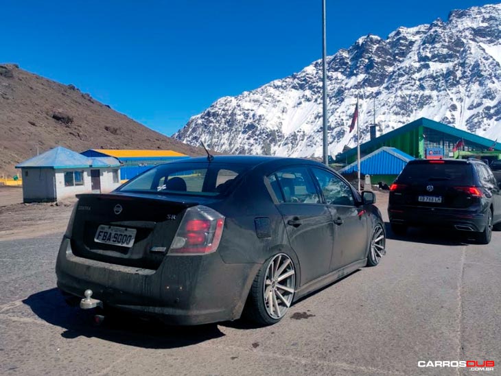 Nissan Sentra SR com rodas Eclipse aro 18