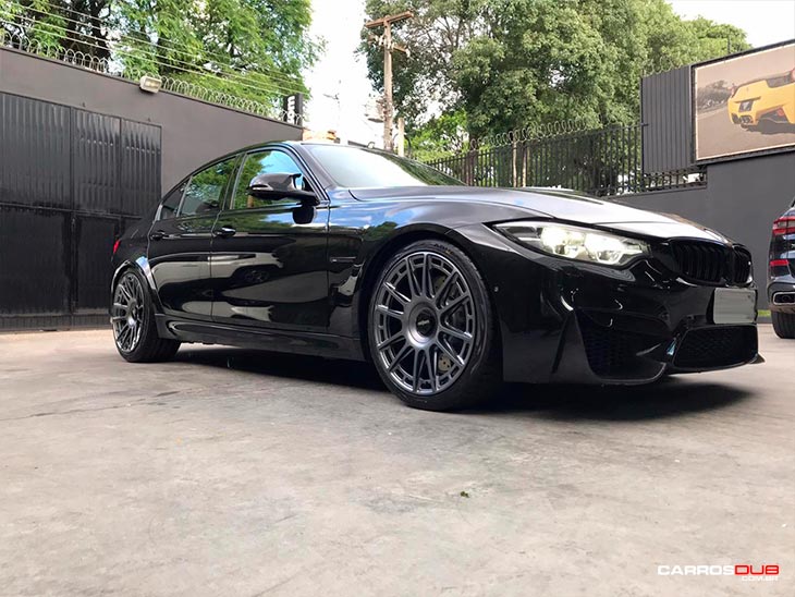 BMW M3 com rodas Rotiform aro 20