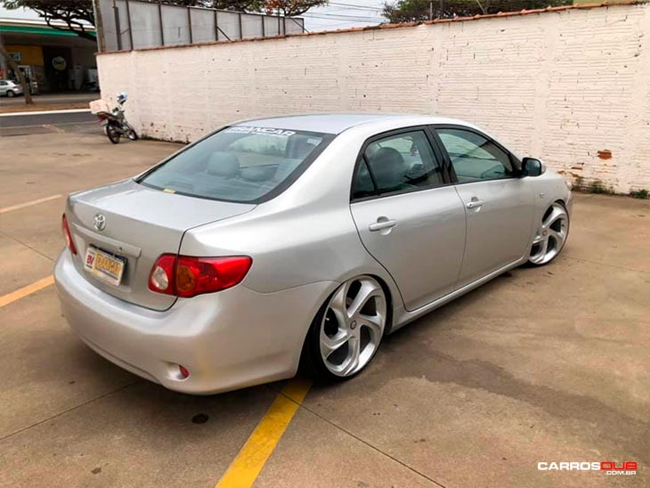 Corolla XEI 2009 com rodas volcano 20