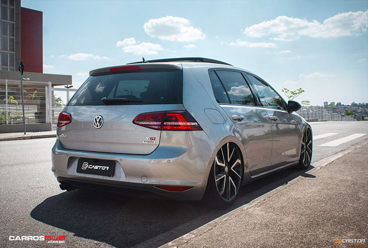 VW Golf MK7 TSI com rodas replicas aro 20