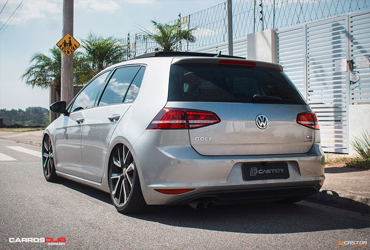 VW Golf MK7 TSI com rodas replicas aro 20