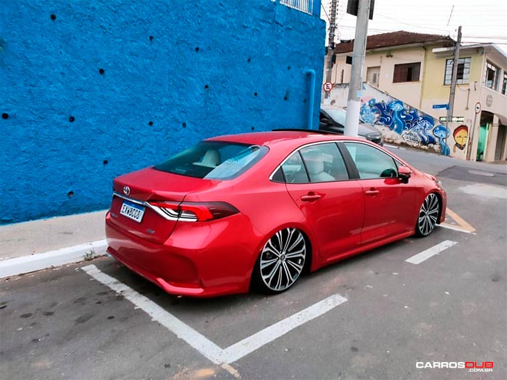 Novo Corolla com rodas Volcano aro 20