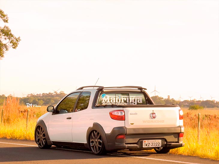 Fiat Strada rebaixada