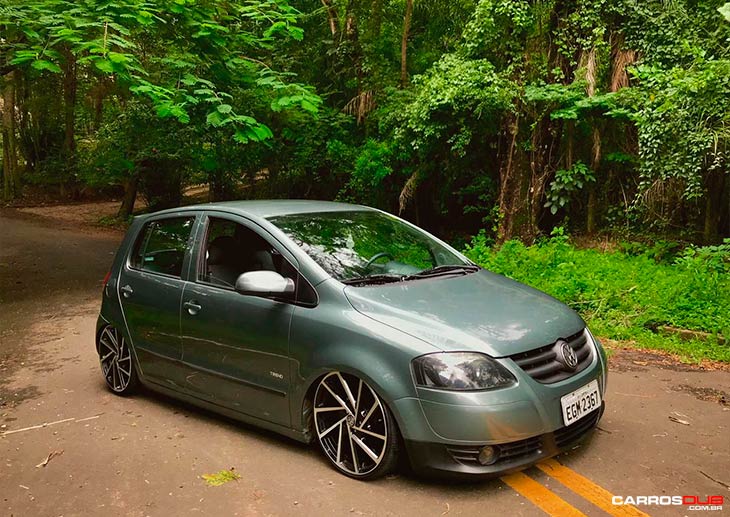 VW Fox rebaixado