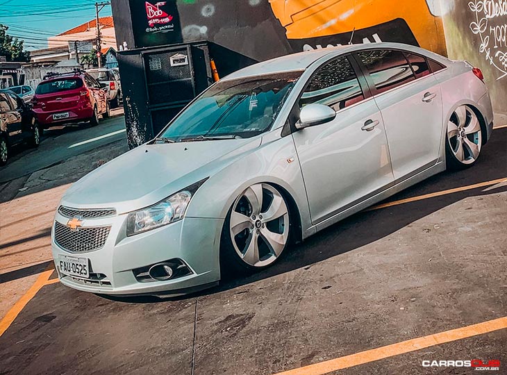 GM Cruze rebaixado 