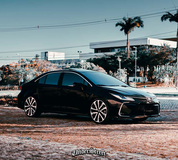 Toyota Corolla Hybrid rebaixado