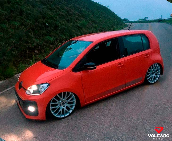 VW UP TSi rebaixado