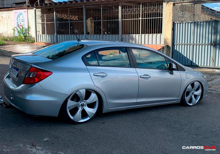 Honda Civic baixo