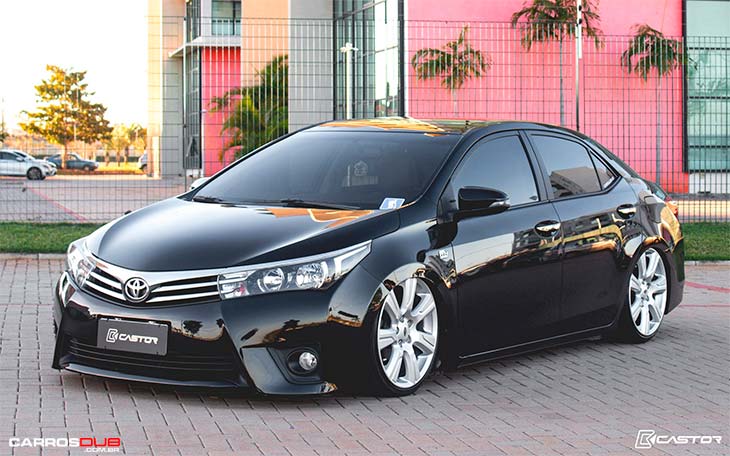 Toyota Corolla rebaixado