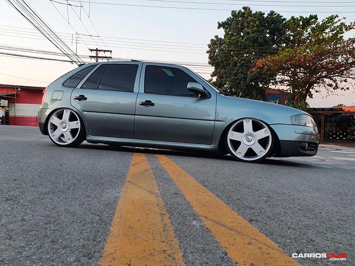 VW Gol G4 baixo 