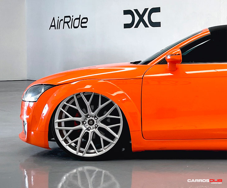 Audi TT laranja rebaixado