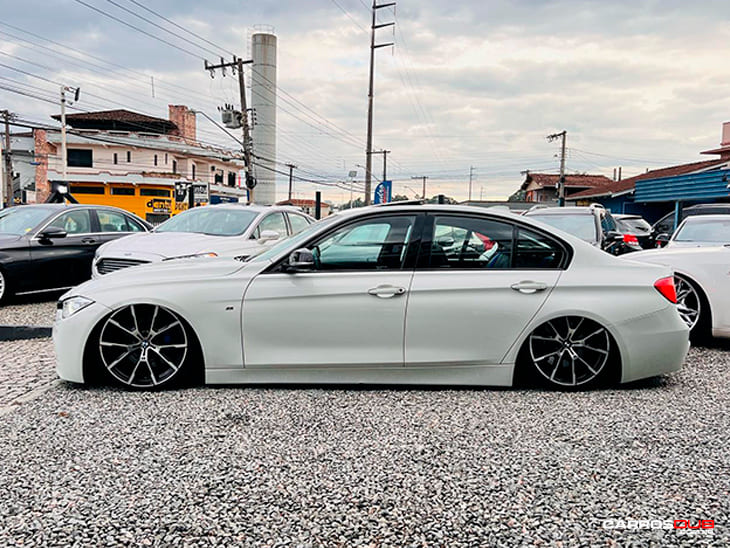 BMW 335i turbo rebaixada