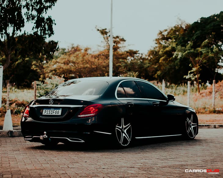 Mercedes Benz C180 baixa