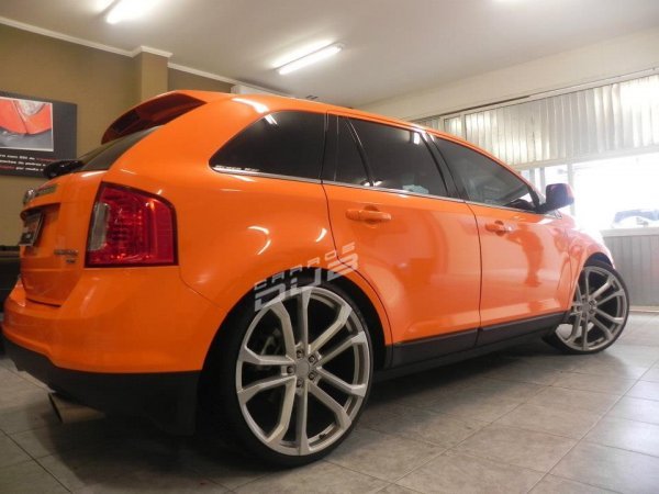 Ford edge com rodas aro 24