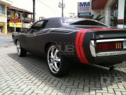 carrosdub-com_-br-charger-03