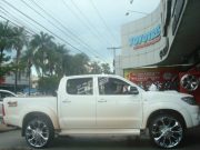 carrosdub-com-br-hilux-aro24-01