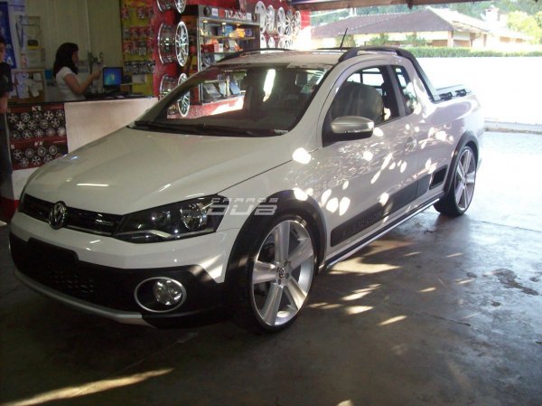 volkswagen-saveiro-cross-rebaixada-com-rodas-aro-20-presenza-pj-05-vega-3 -  Rodas Esportivas Presenza