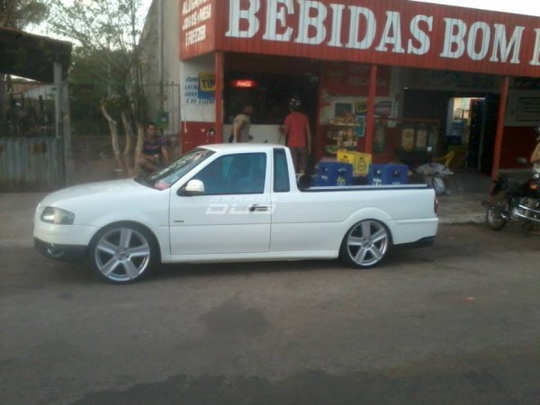 Saveiro G4 com rodas aro 18