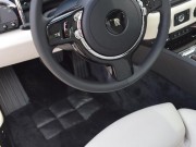 Cinco características de carros de luxo que tornam a vida mais fácil