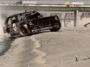 Ken Block pilotando ford mustang 1965 com 845 HP
