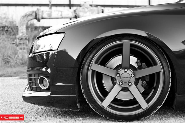 audi-s5-bagged-on-20-vossen-06