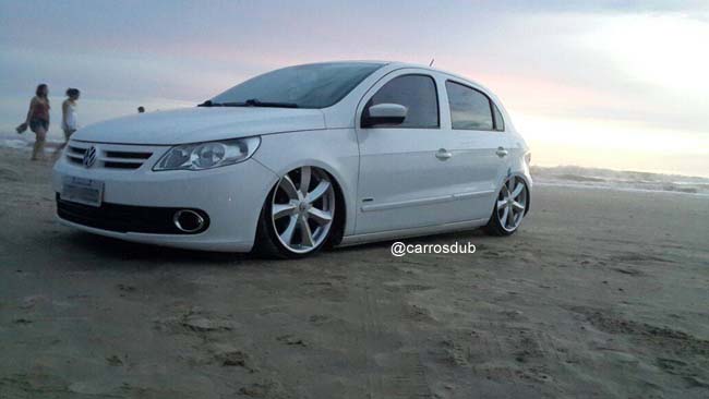 Carros DUB - Gol G5 rebaixado com @volcanowheels Space aro 18