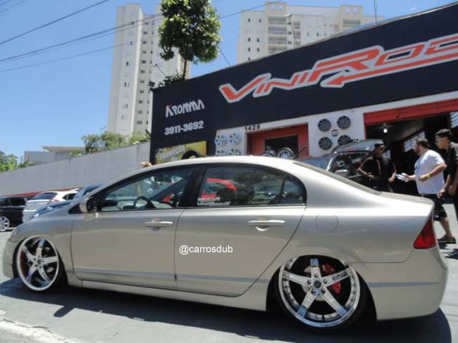 Saveiro G3 rebaixada com rodas Ruff aro 20