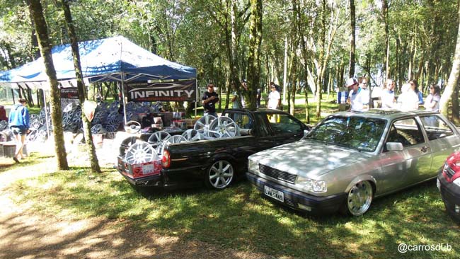 Fotos do Desamola – Campeonato de carros rebaixados e som