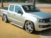 Vídeo Amarok rebaixada com rodas replicas do camaro aro 24