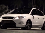 Vídeo Ford Focus Titanium 2.0 rebaixado com rodas aro 20