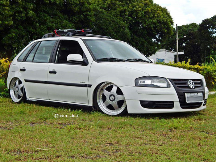 Gol G4 rebaixado com rodas aro 18, Gol G4 rebaixado na fixa…