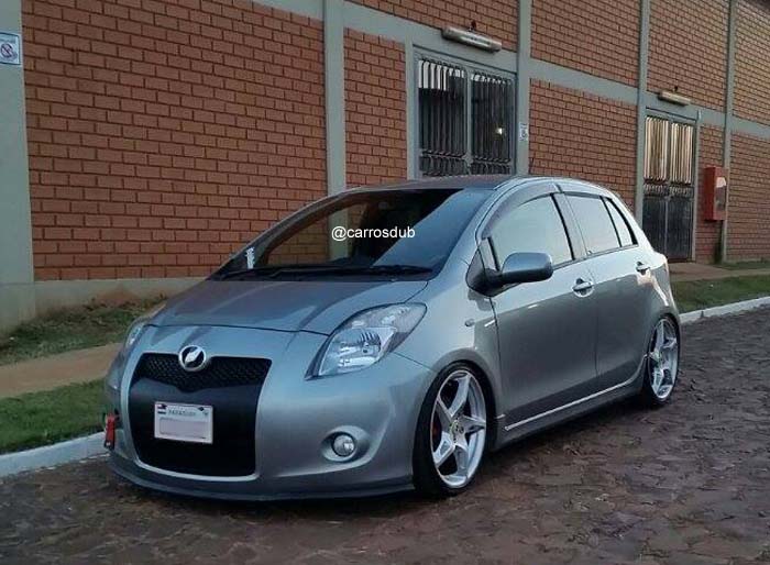 yaris-aro18-01