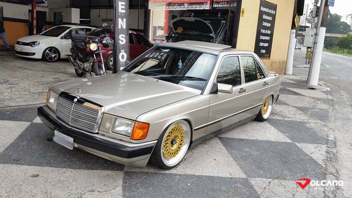 mercedes-190e-rebaixada-aro18x8-05