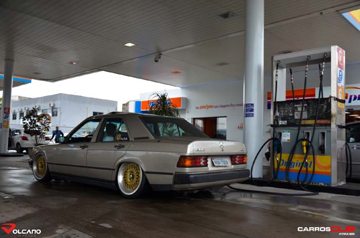 mercedes-190e-18