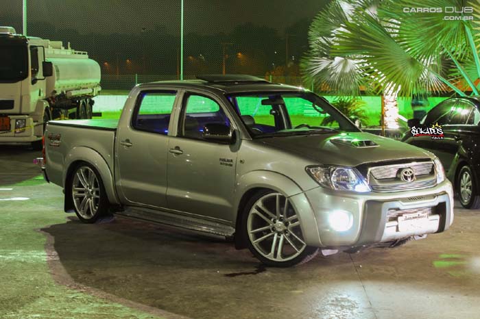 hilux-sr5-aro22-rebaixada-04