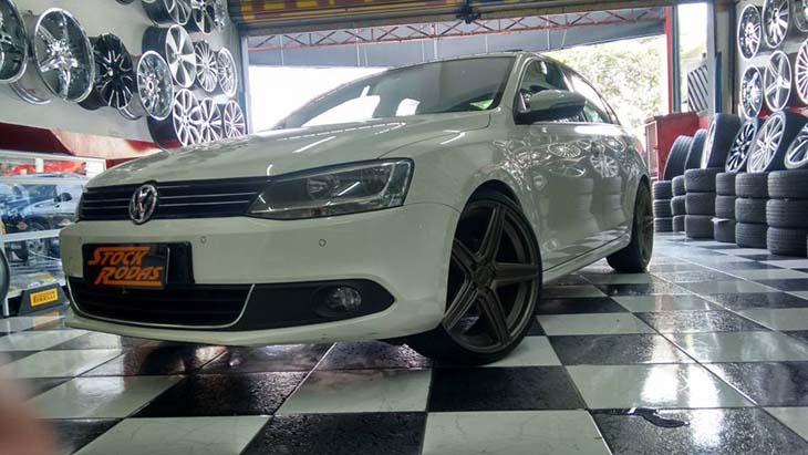 jetta-rebaixado-aro20-08