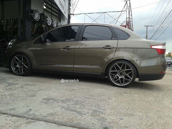 Saveiro G3 rebaixada com rodas Ruff aro 20